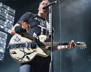blink-182 how to guitar sounds mike delonge